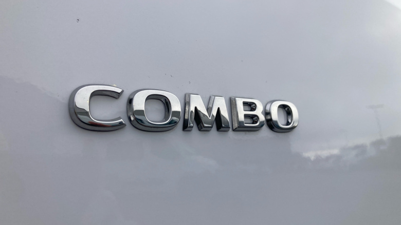 Vauxhall Combo Cargo Combo Diesel 1.5 Turbo D 100 Prime+ H1 Van [Reduced Payload]